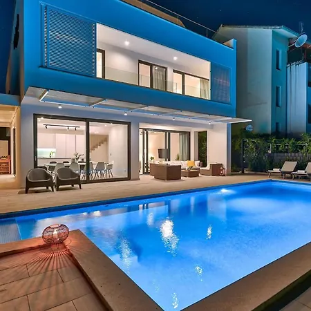 Lodi Holiday home Kastela
